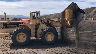 Caterpillar 992B Wheel Loader Loading Coal OnTrucks - Melidis SA