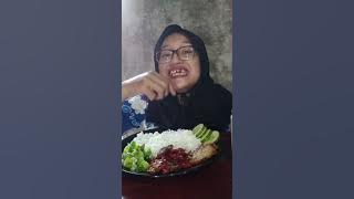 Dendeng sapi   Tempe goreng   Gambas tumis