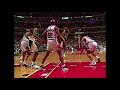 Dennis Rodman İle Antonio Davis&#39;in Kavgasını Michael Jordan Ayırıyor (1997)