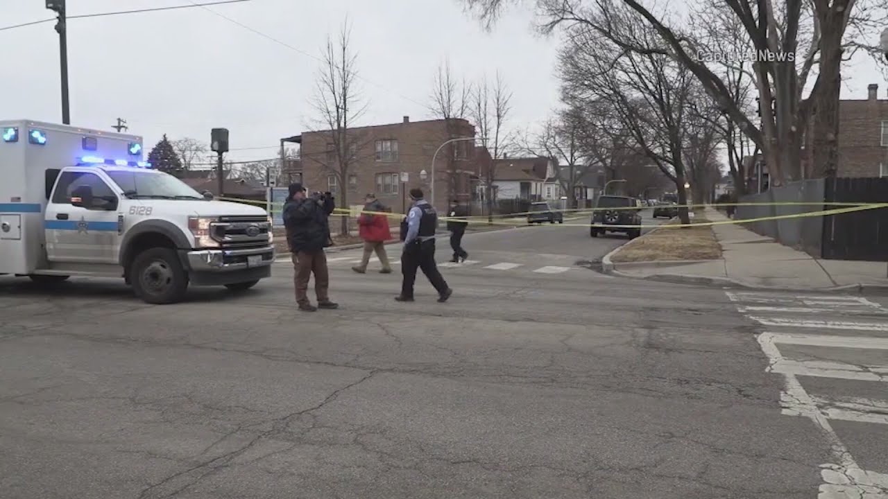Police searching for hit-and-run driver who injured 2 girls - YouTube