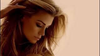 USTINOV - Hold me for the night