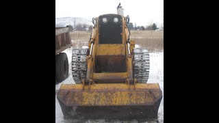 Starting and operating a 1962 John Deere 1010 track loader