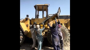 Building a BEAST: The Incredible Assembly of a Caterpillar Dozer