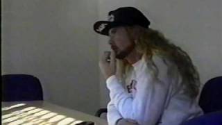 Megadeth - Dave Mustaine interviewed (4 of 12) at Raw in London, 1990