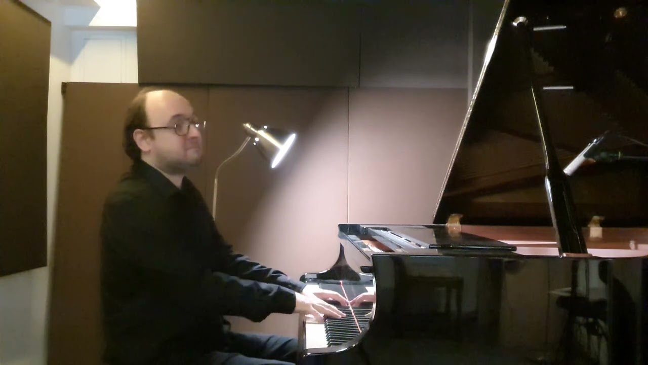 F. Schubert/F. Liszt | Fruhlingsglaube S558 | YAMAHA C2X - YouTube