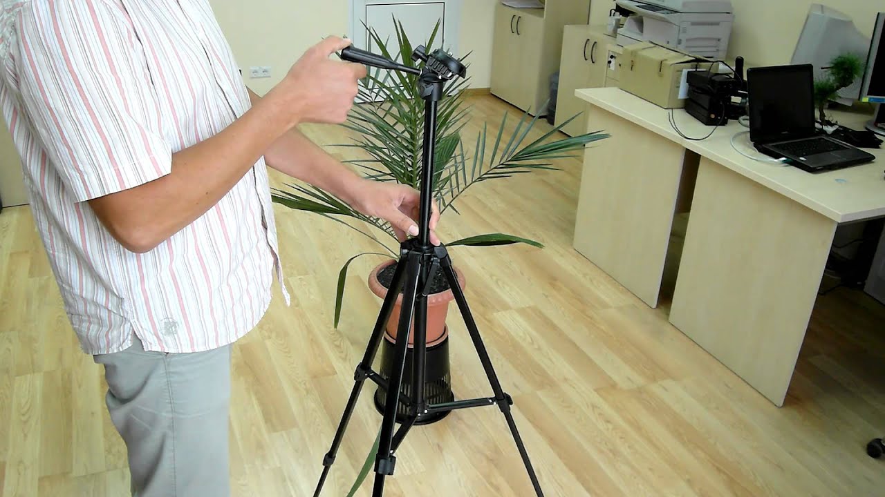 Portable Retractable Tripod for SLR / Digital Camera review - Dealextreme DX