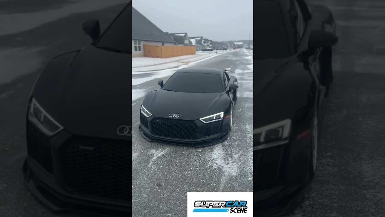 AUDI R8 