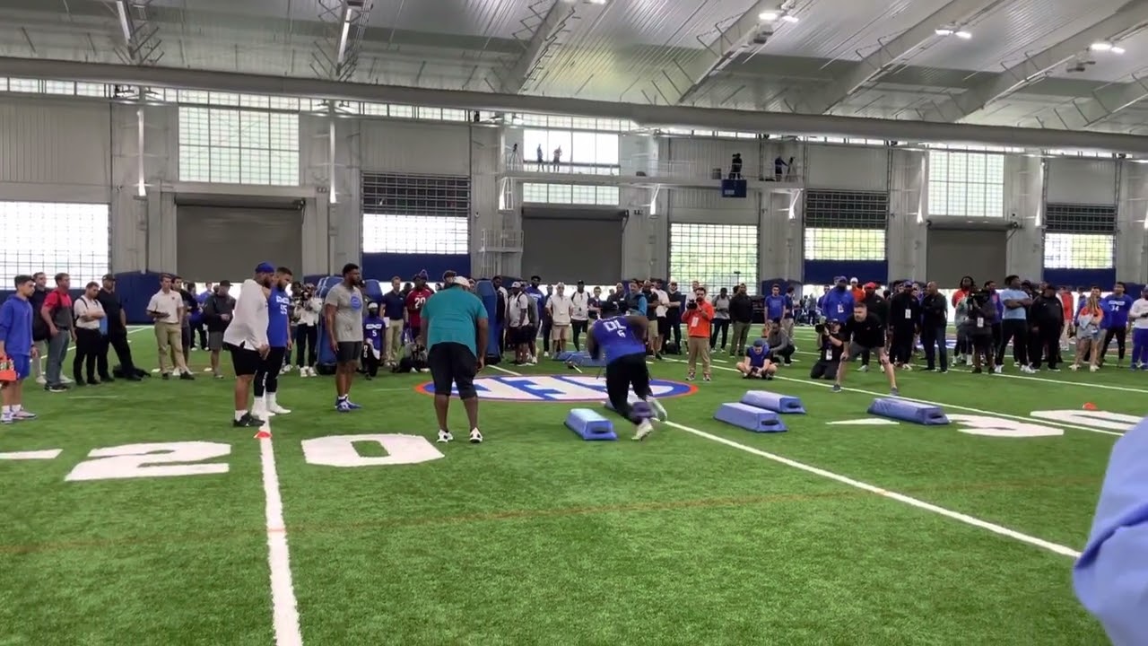 Zach Carter DL Florida Gators Bend and COD Drill at Florida Gators Pro Day