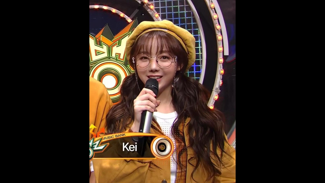 180928 KBS 뮤직뱅크 MC 러블리즈 케이 Kei~💛🌸👓