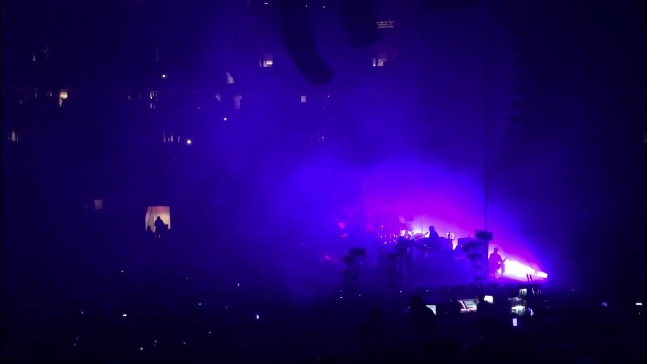 Sir David Gilmour at Madison Square Garden 4/12/16 YouTube