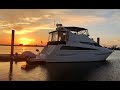 Take a tour of our Carver Motor Yacht