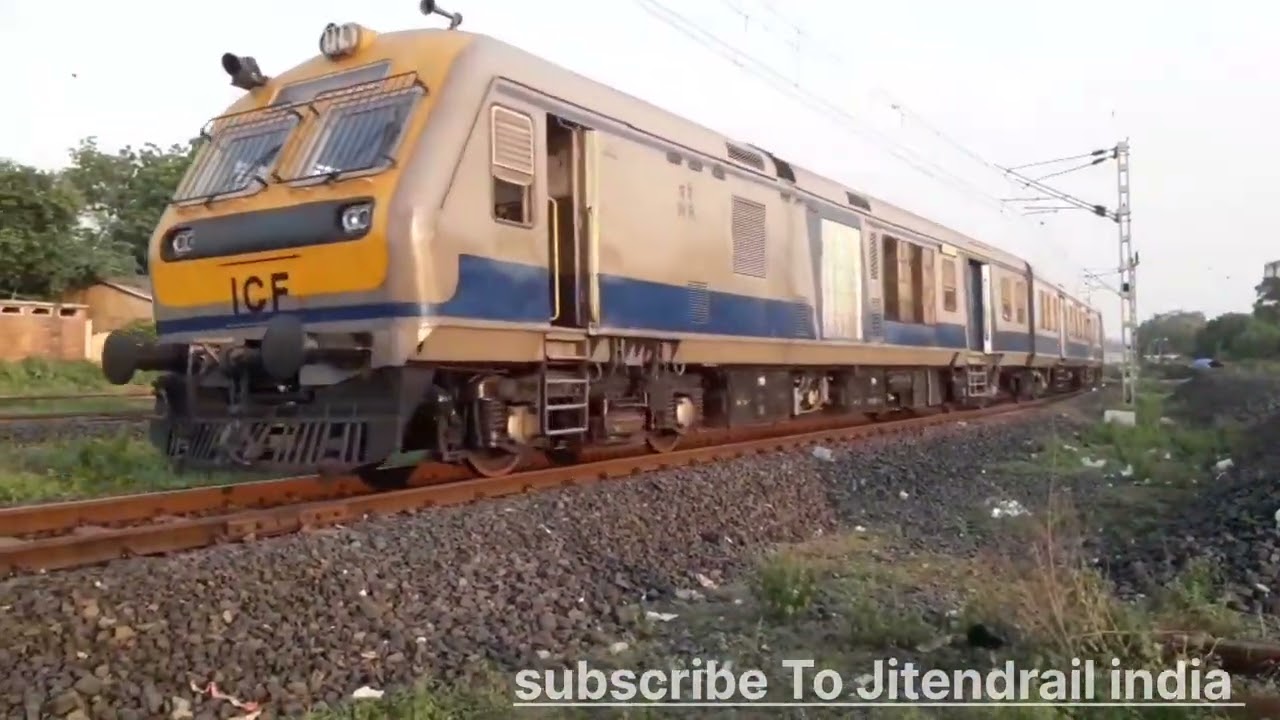09431 Sabarmati Mehsana DEMU
