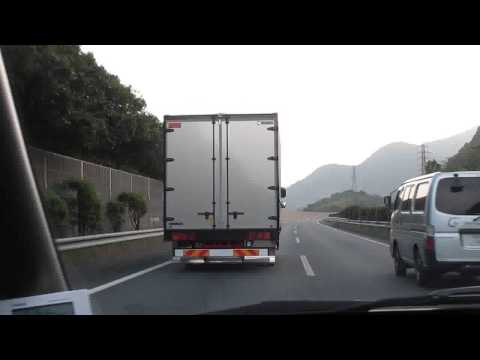 片桐運輸　福島県　中型車　デコトラ　九州道下り北九州付近走行中