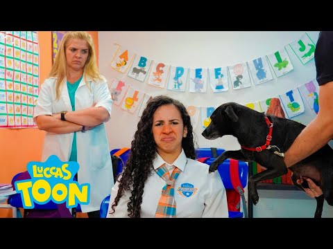 GANHEI UM CACHORRO E LEVEI PRA SALA DE AULA !!!