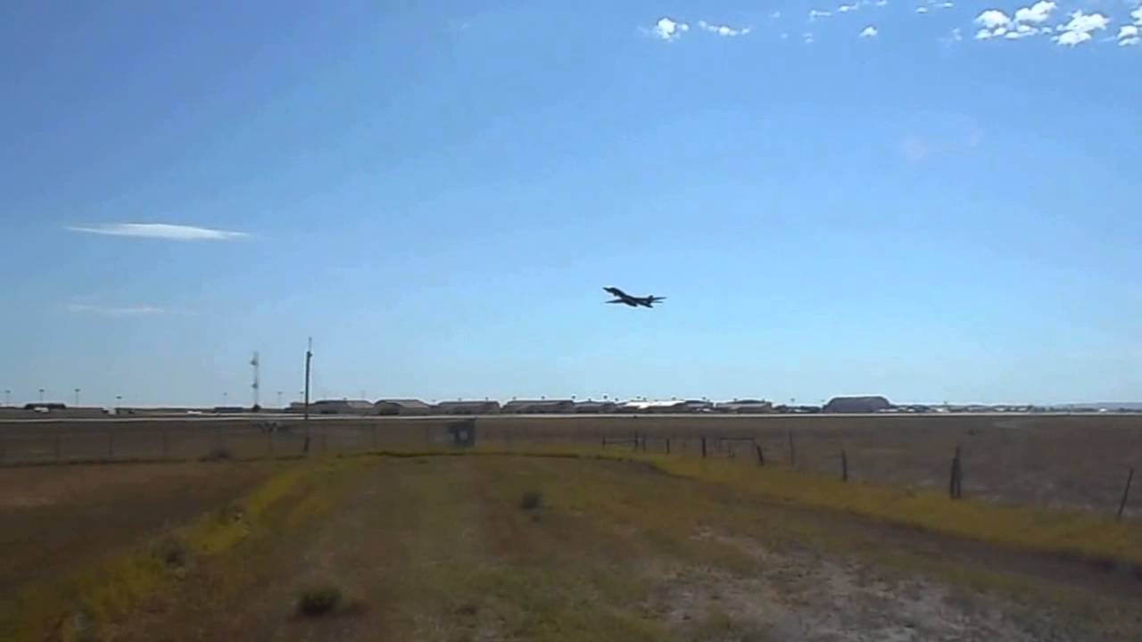 2015 Ellsworth, AFB, SD Air Show YouTube
