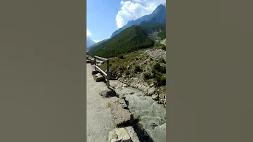 dangerous road on Gangotri gaumukh trek #chardham #gangotri #travel #uttarakhand #youtubeshorts