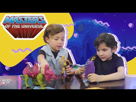 ¡Tus personajes favoritos de Masters of the Universe vienen con sus armas y accesorios icónicos¡