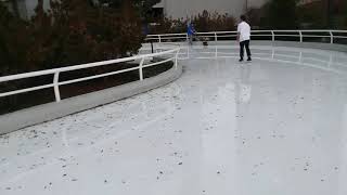 Ice skating in Chicago's Maggie Daly Park ice ribbon screenshot 5