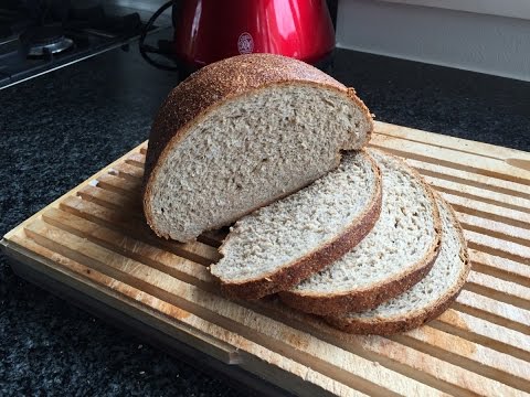 Video: Zwart Brood - Heerlijke Verwennerij In Huis