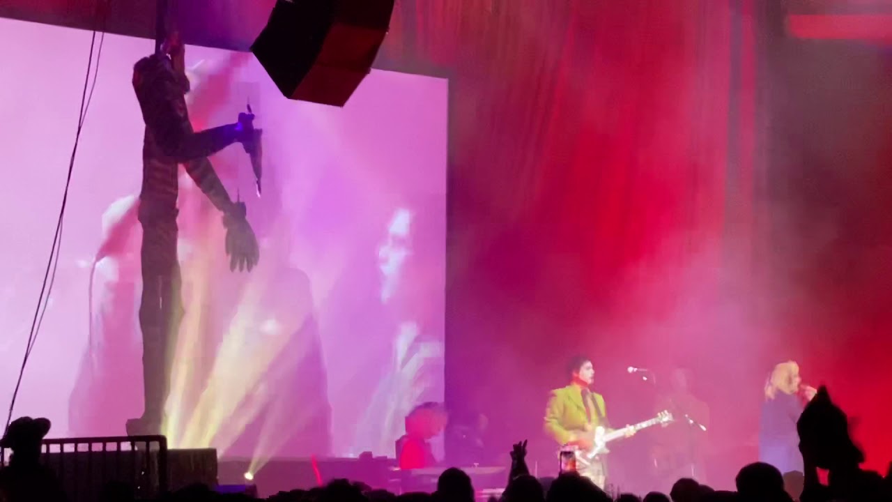 The Growlers Monotonia LIVE at Beach Goth 2019 (Night 3) YouTube