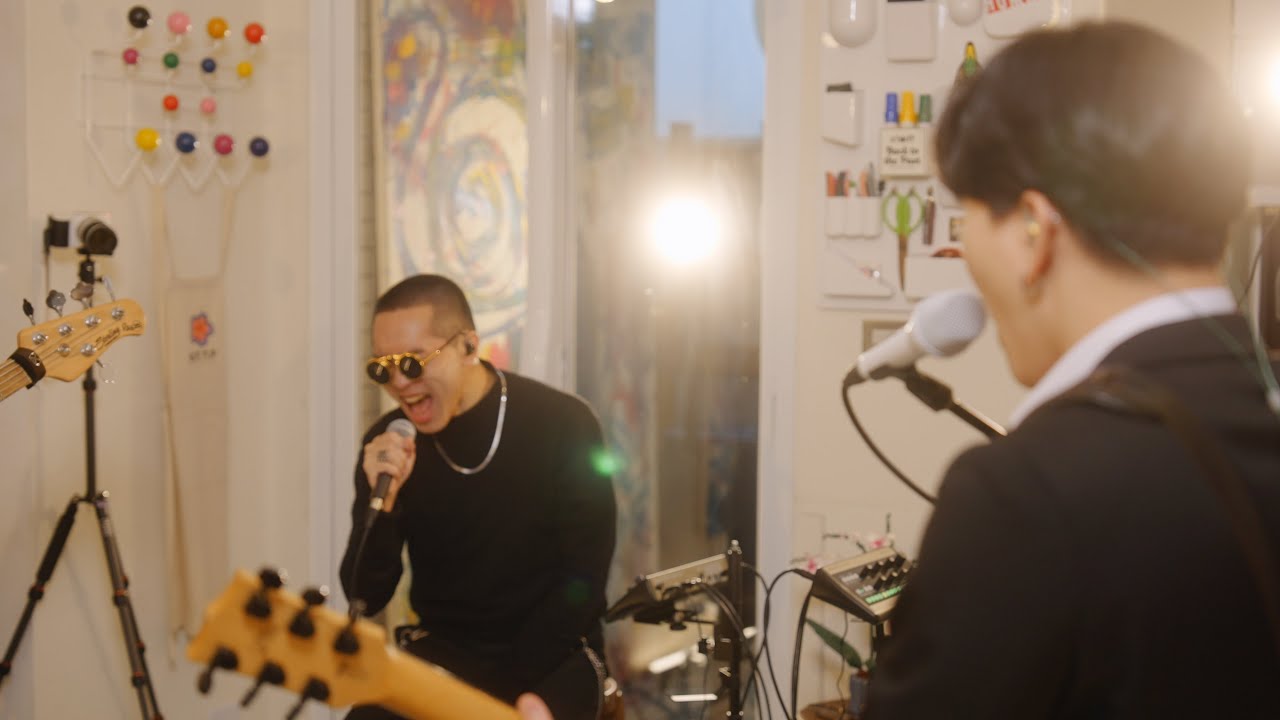 DrunkMonk撞克茫客｜直擊靈魂的硬式搖滾樂團 (Live at BTTP Studio) - YouTube