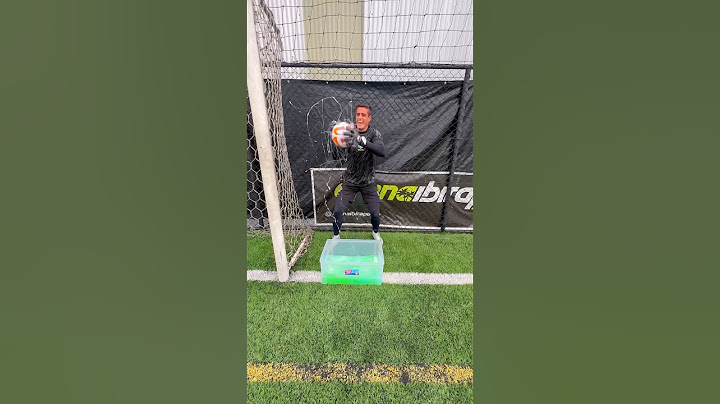 He dominated, shot with a soap bubble ball 🧼🫧