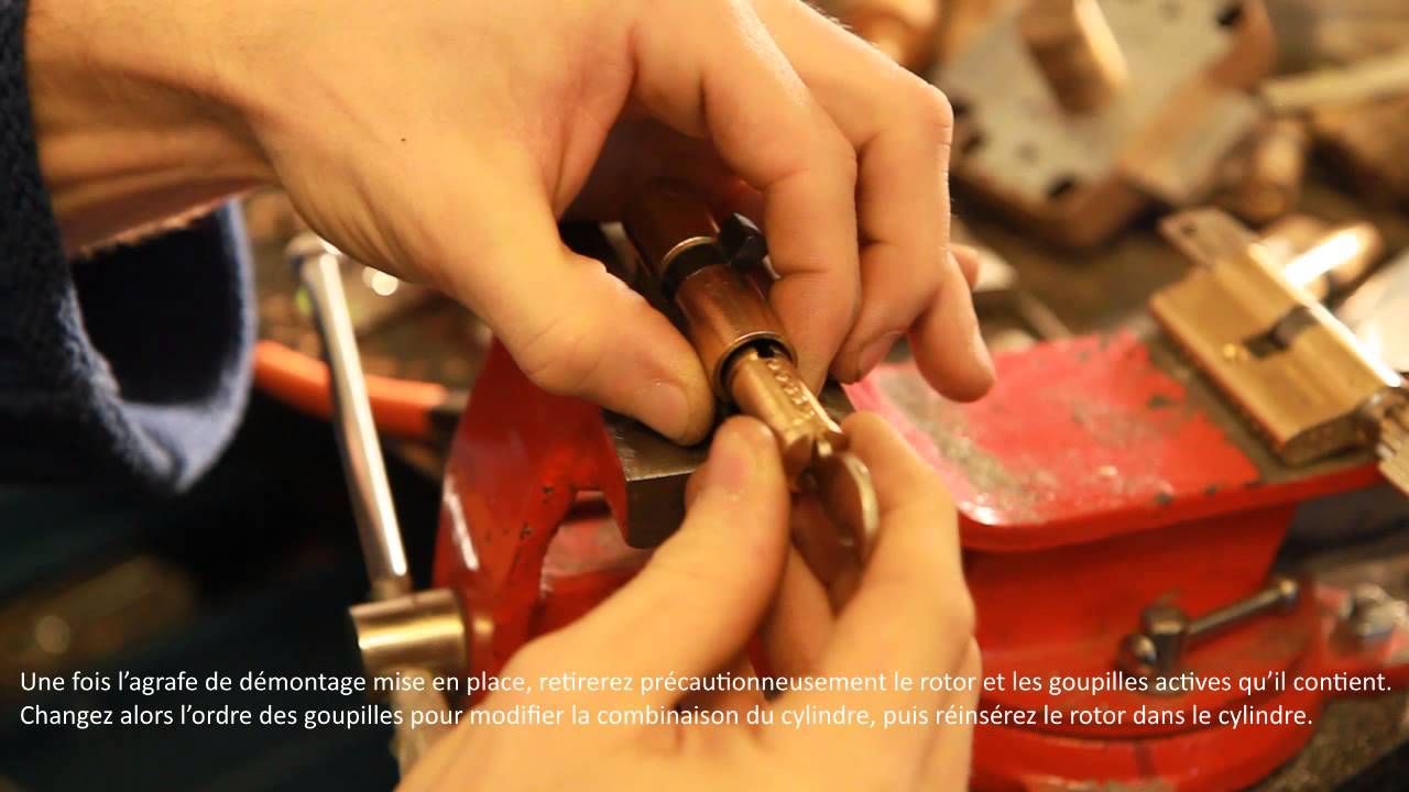 démontage d'une serrure