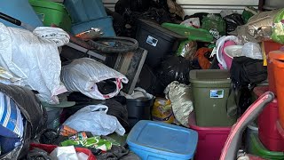 Ashland Oregon Auctions Live Storage unit Treasure Hunt
