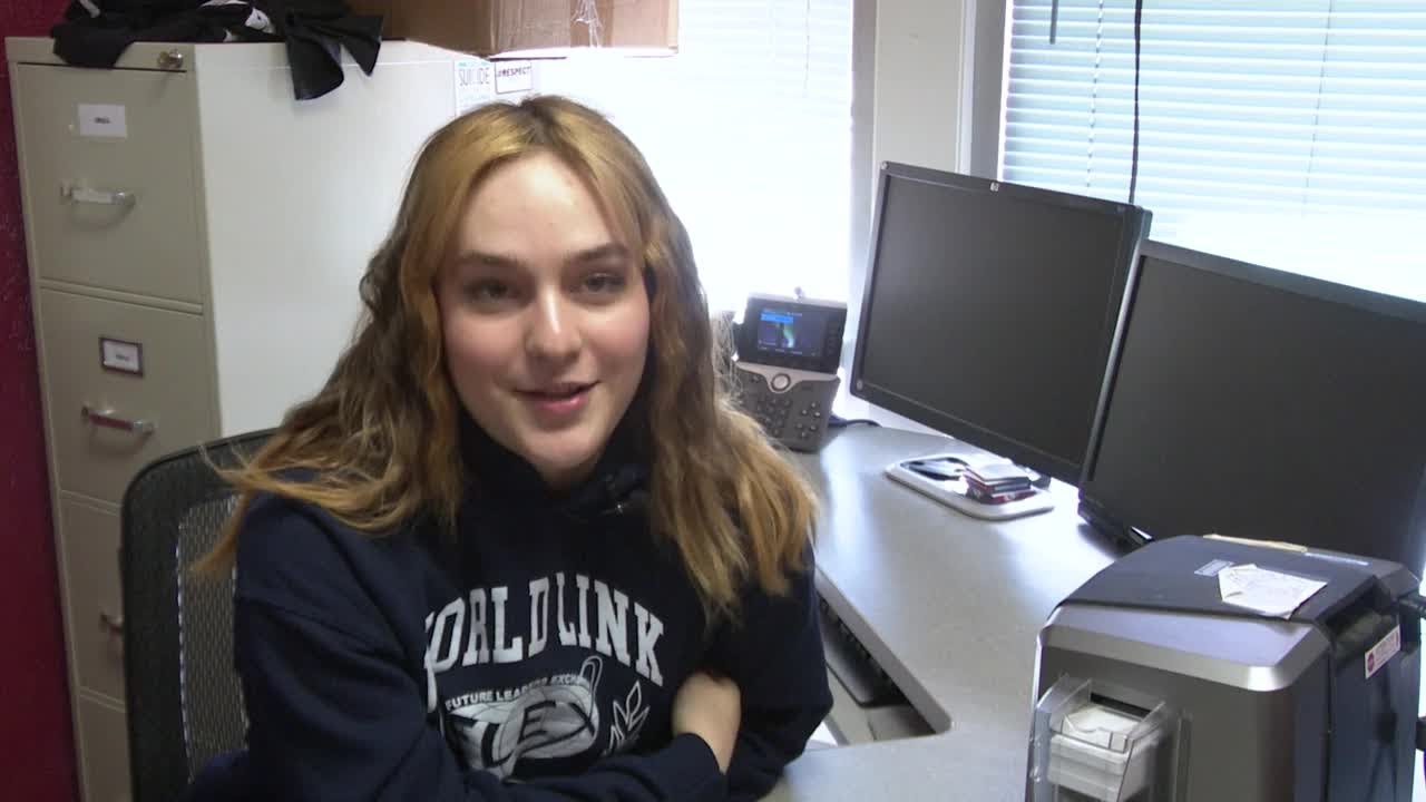 FLEX Exchange students represent home countries while living "American dream"