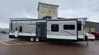 2017 Jayco Bungalow 40LOFT
