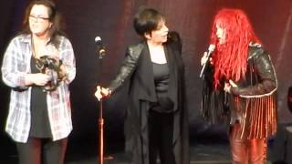 Cyndi Lauper, Rosie O'Donnell, & Liza Minnelli Performing "Girls Just Wanna Have Fun"