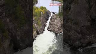 И в этой расщелине поместился поток реки Большой Енисей. Тува.