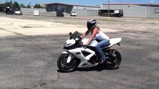 Девушка на мотоцикле. The girl on the motorcycle.