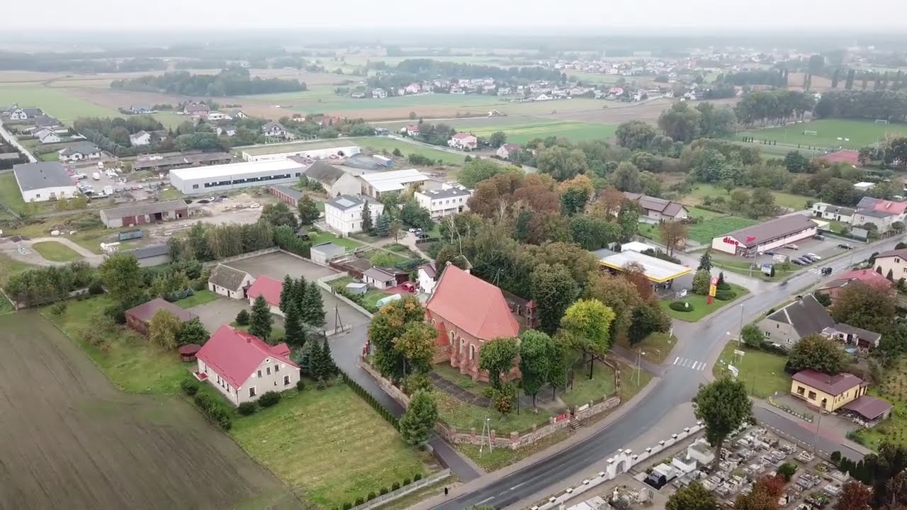 Kościół z lotu ptaka - Parafia pw. św. Urszuli w Wilczynie