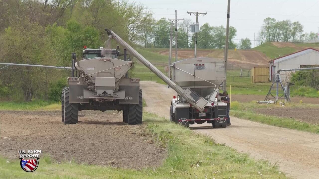 Объемы перевозок через Ормузский пролив сократились на 90%, цены на удобрения резко выросли на фо...