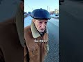 Спросил деньги на бензин у прохожего