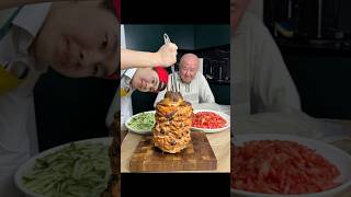 УСТРОИЛ ДОНЕРНУЮ😍