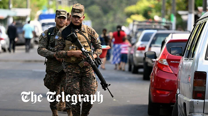 El Salvador: 10,000 troops surround capital in mas...