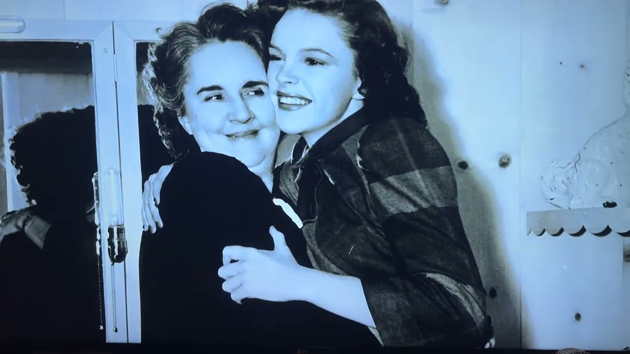 Judy Garland interview (1967) | talking about her mother - YouTube