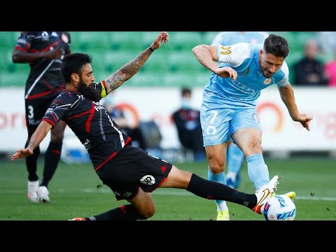 Melbourne City v Western Sydney Wanderers | A-League Highlights