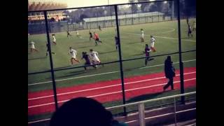 Takımı Ipe Dizen Kadın Futbolcu.