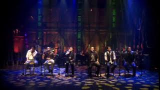 Voz Veis (Acustico) Una noche comun y sin corriente