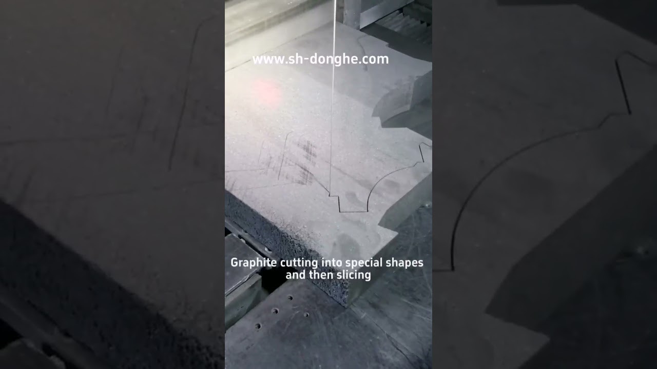 First, perform irregular cutting on the graphite, and then slice it.