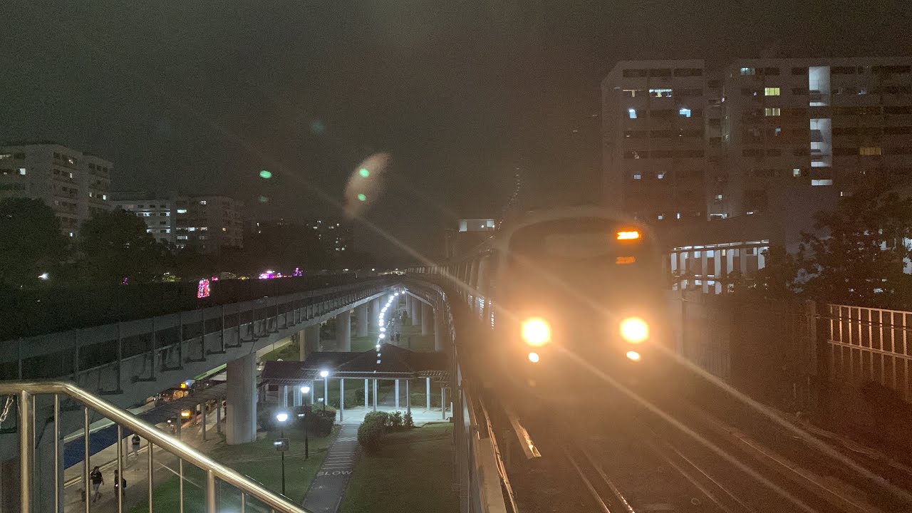 SMRT Trains NSL Kawasaki & CRRC Sifang C151C [705/706] arriving Khatib ...