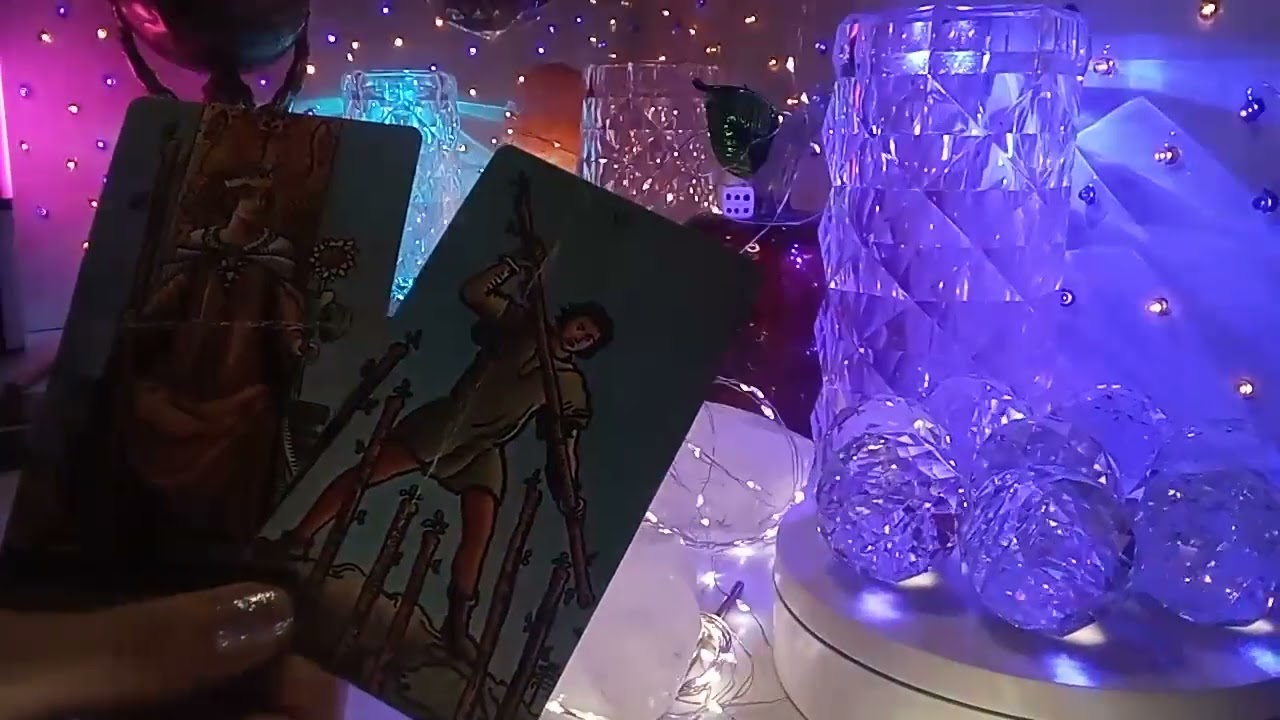 ACUARIO - SU AMOR POR TI ES UNA MAREA! SENTIMIENTOS CONTRADICTORIOS LE ACERCAN Y ALEJAN!