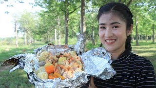 Grilled Vegetable with shrimp foil packs Recipe cooking by countryside life TV