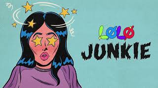 Video thumbnail of "LØLØ - junkie (Visual)"