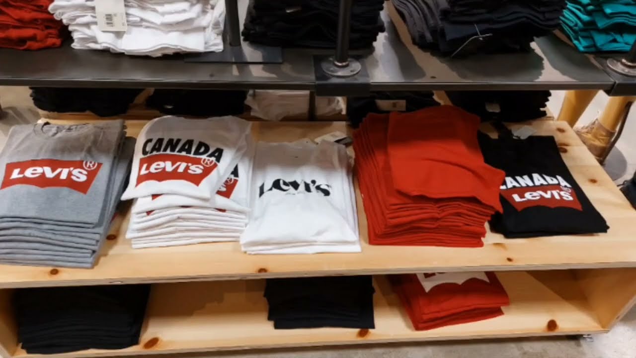 Shopping in Levi's store Canada
