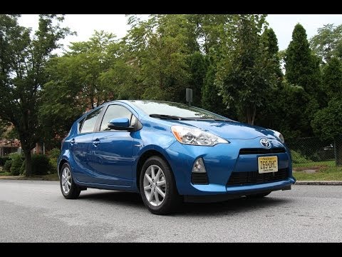 2013 Toyota Prius C Review