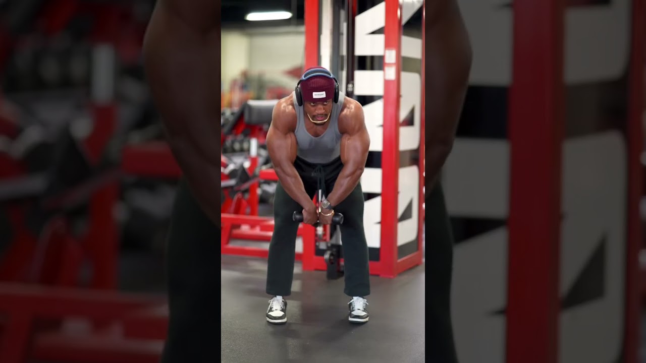 Destroy Your Shoulders ??? (workout vlog)